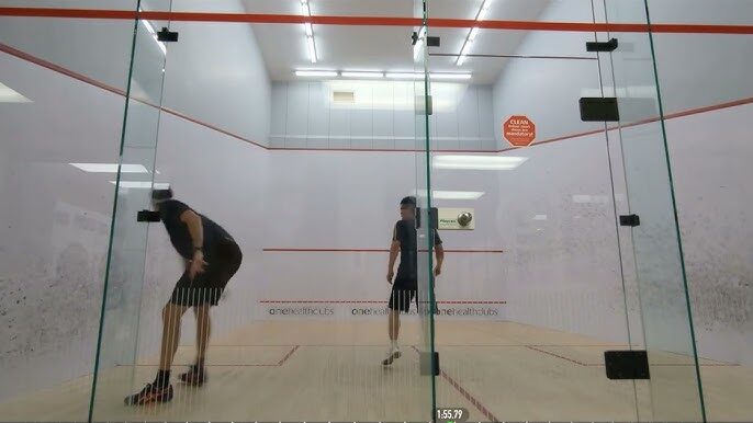 Professional squash match breakdown & strategy analysis