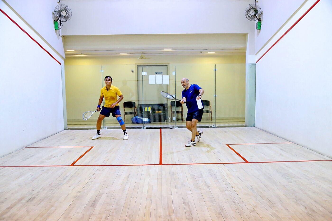 How to find the best squash club near me