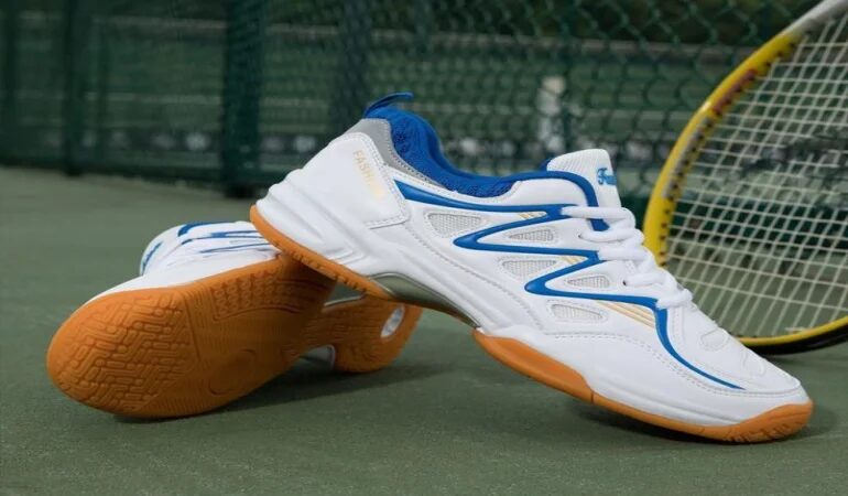 Top rated squash shoes for grip